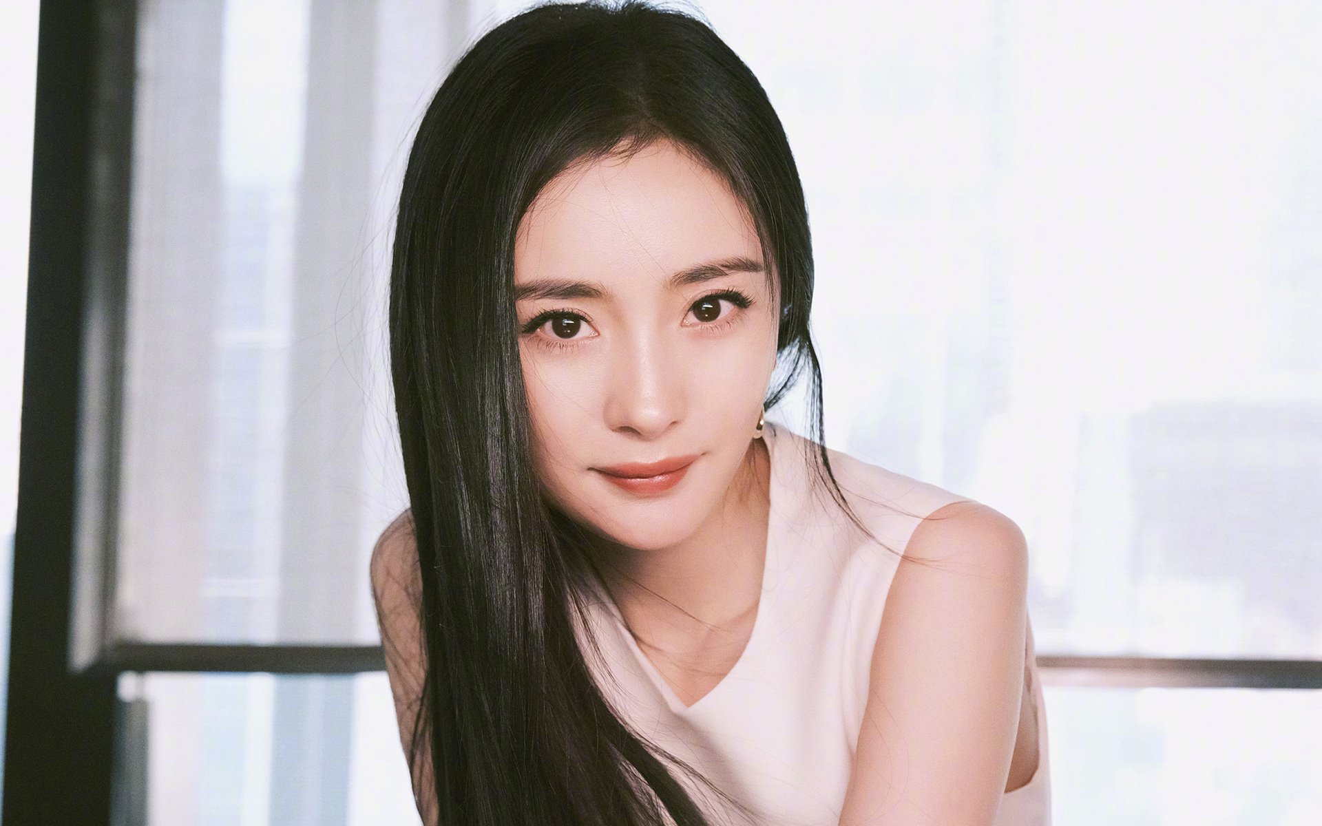 开云网页版登录入口-詹姆斯多场“30+”，季后赛状态持续火热！，詹姆斯职业生涯季后赛