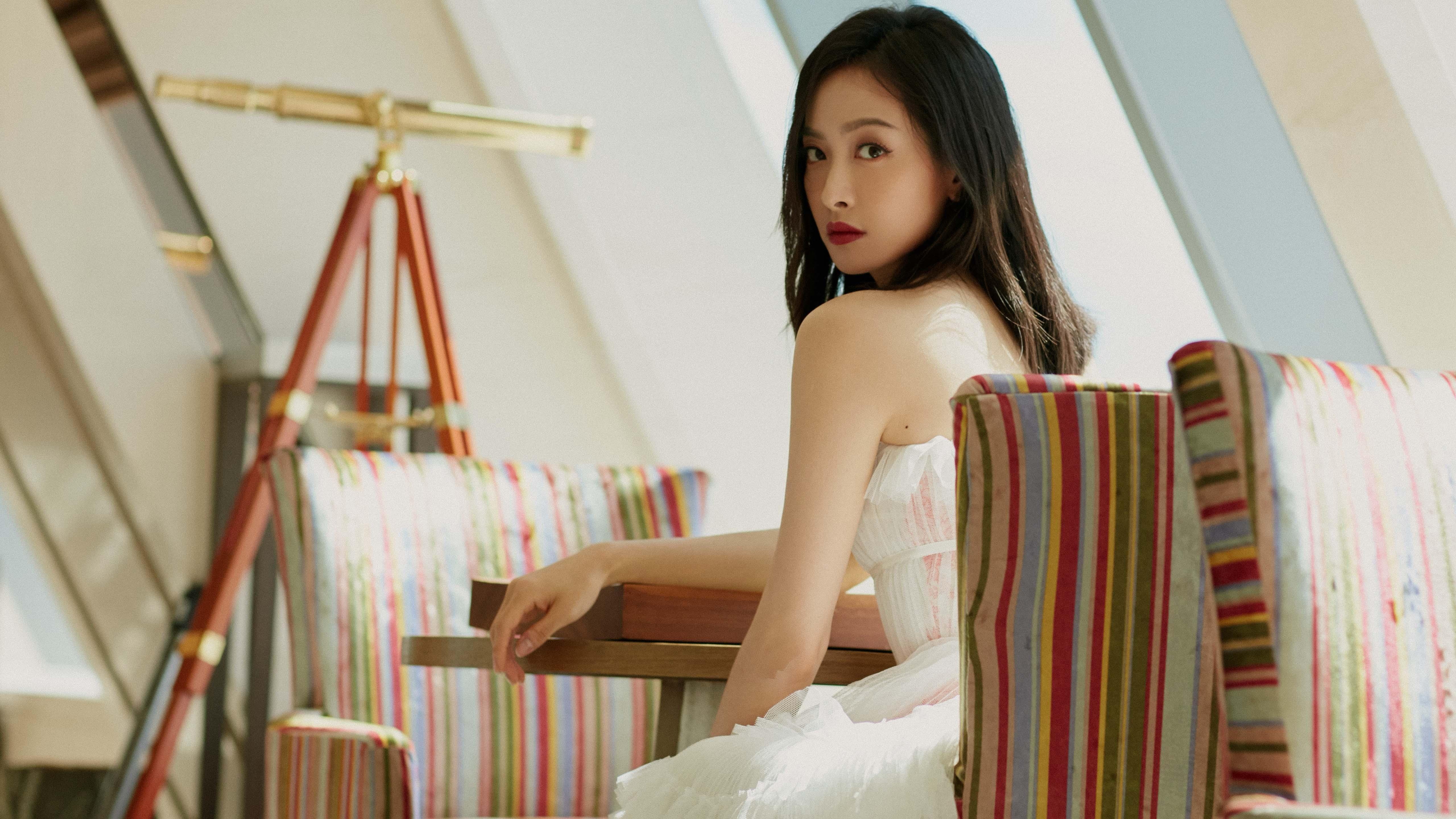 开云体育APP下载-轻艇竞速，兴隆湖激情上演水上盛宴，兴隆湖可以划船吗